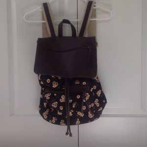 Brandy Melville daisy printed backpack
