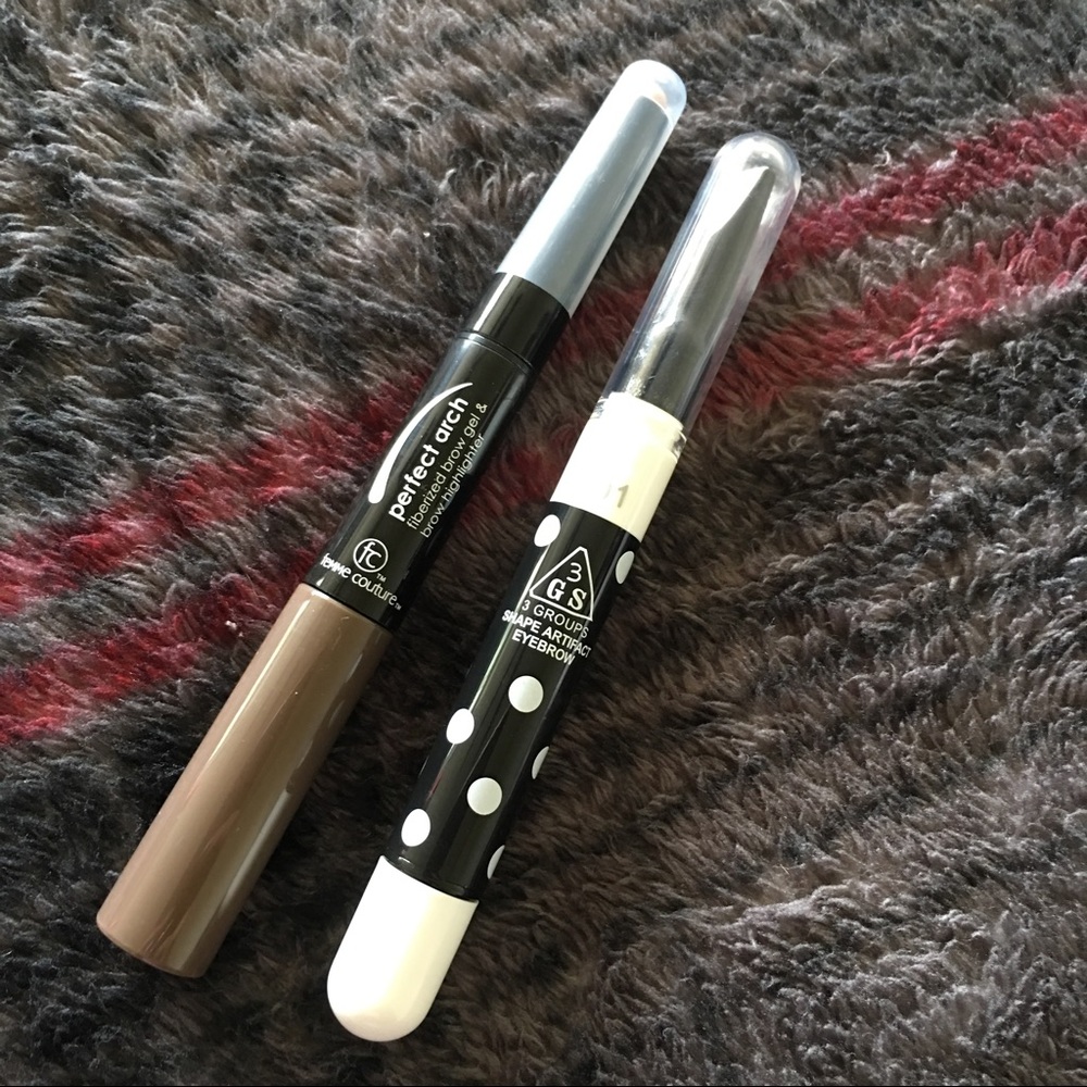 2 eyebrow pens