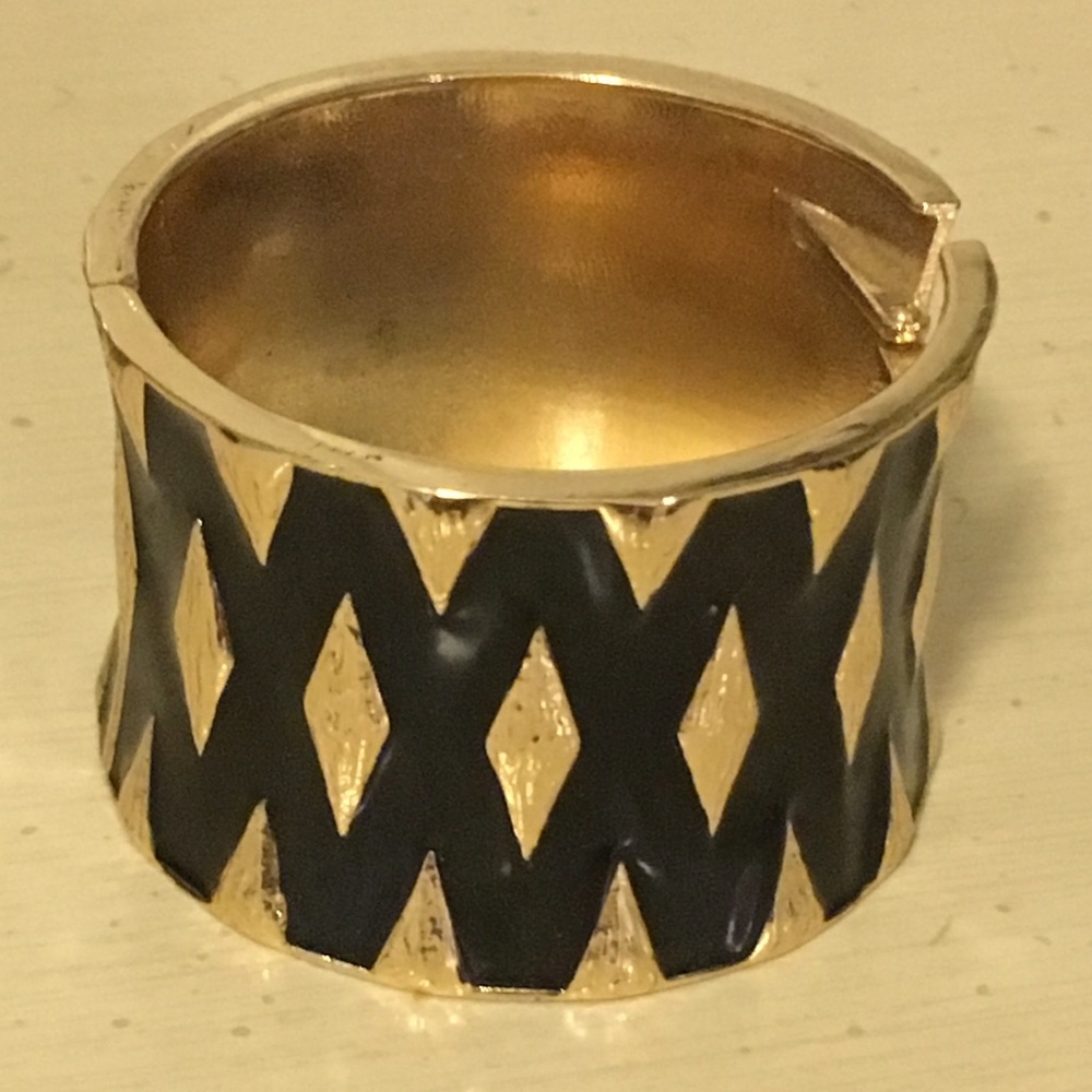 Arm bangle/bracelet