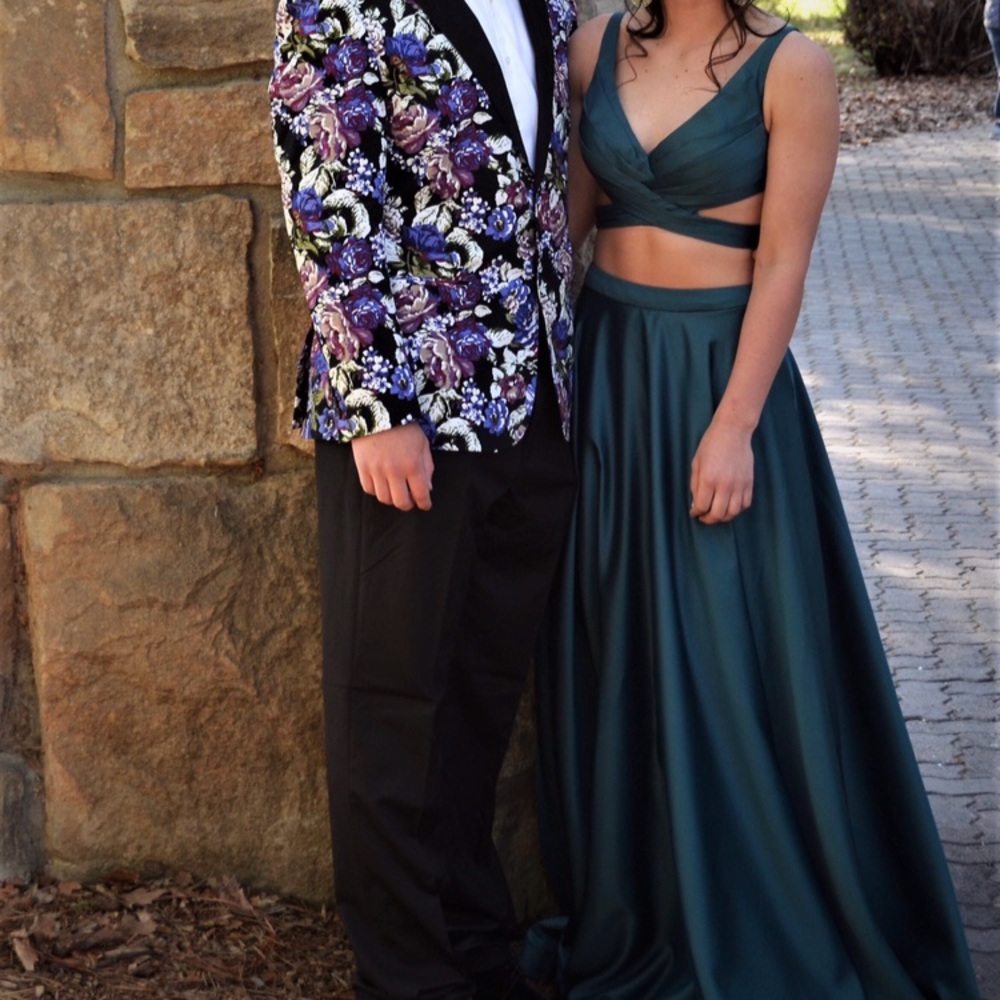 Unique Two-piece Prom Dress!
