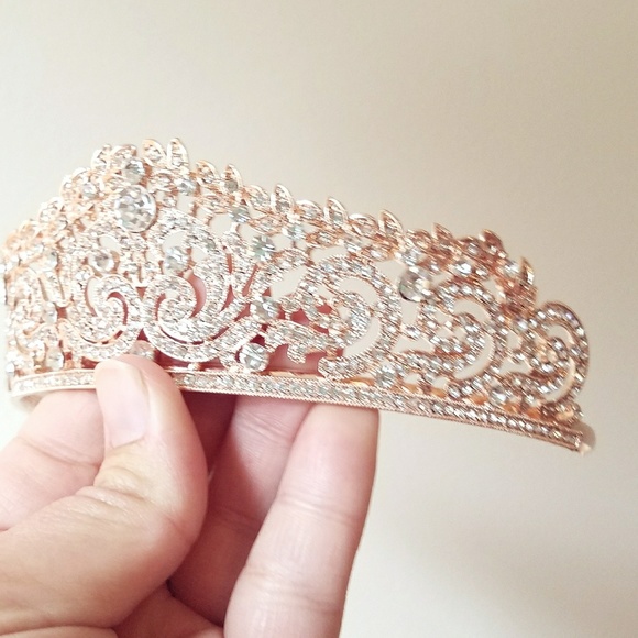 👰🏼💎Rose Gold Tiara - Picture 2 of 4