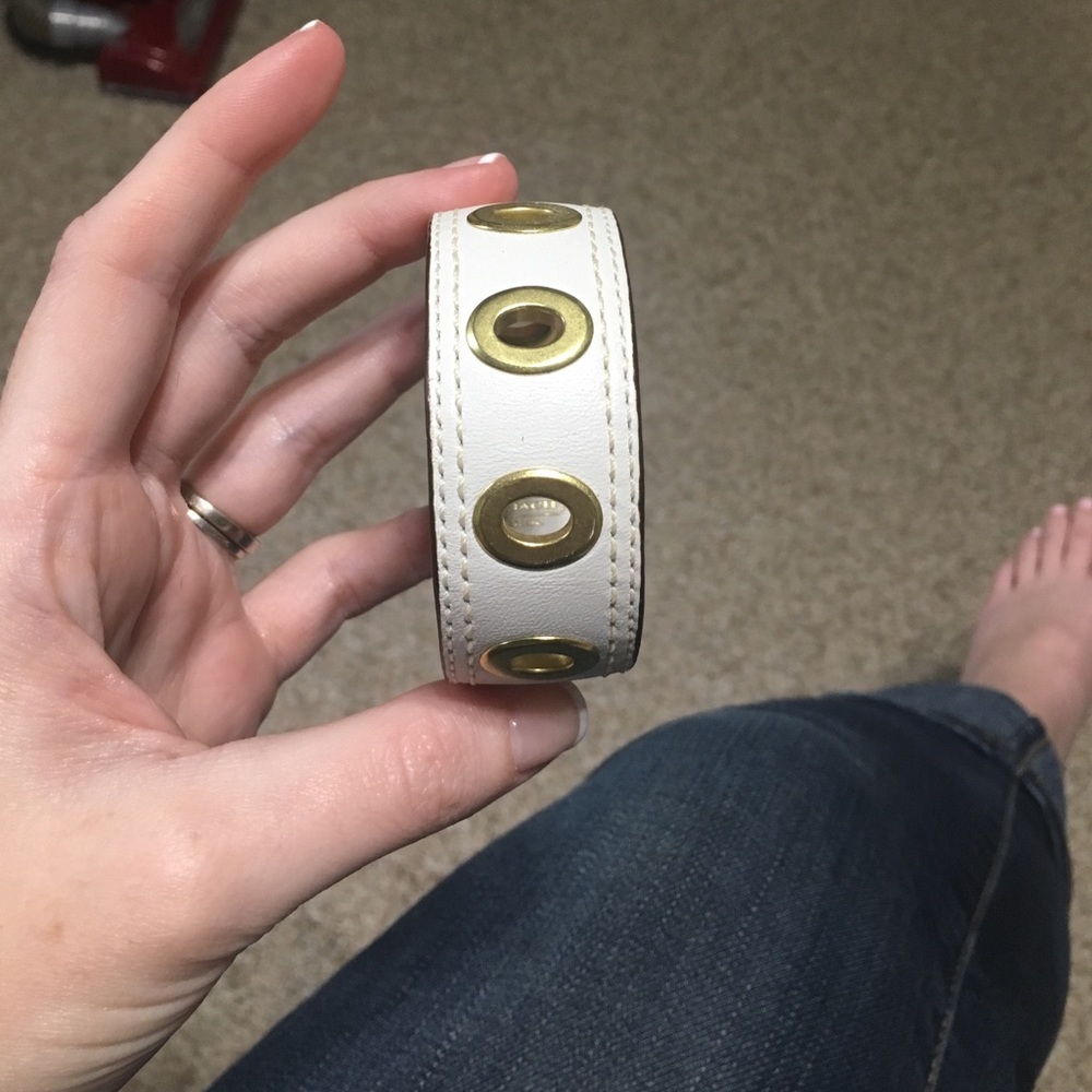 Bangle - Picture 1 of 3
