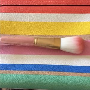 Too Faced Blush brush