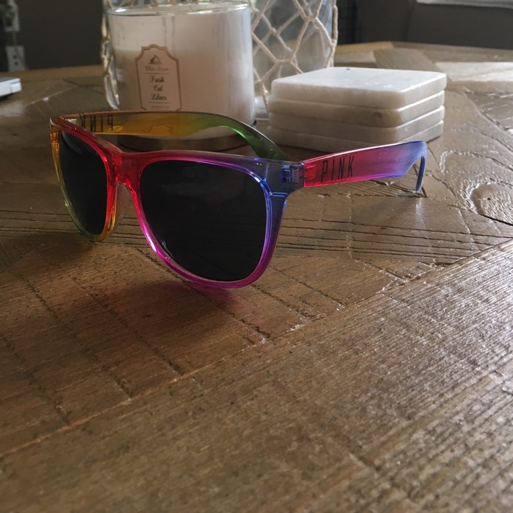 victoria secret PINK 🕶