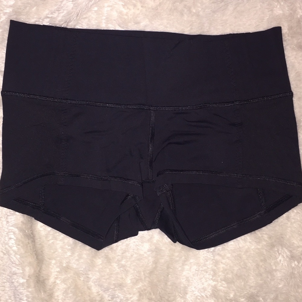 Lululemon vintage black boogie shorts