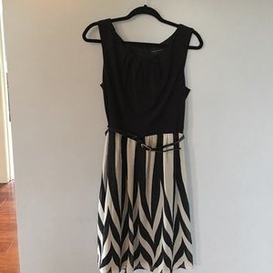 Belted chevron print dress
