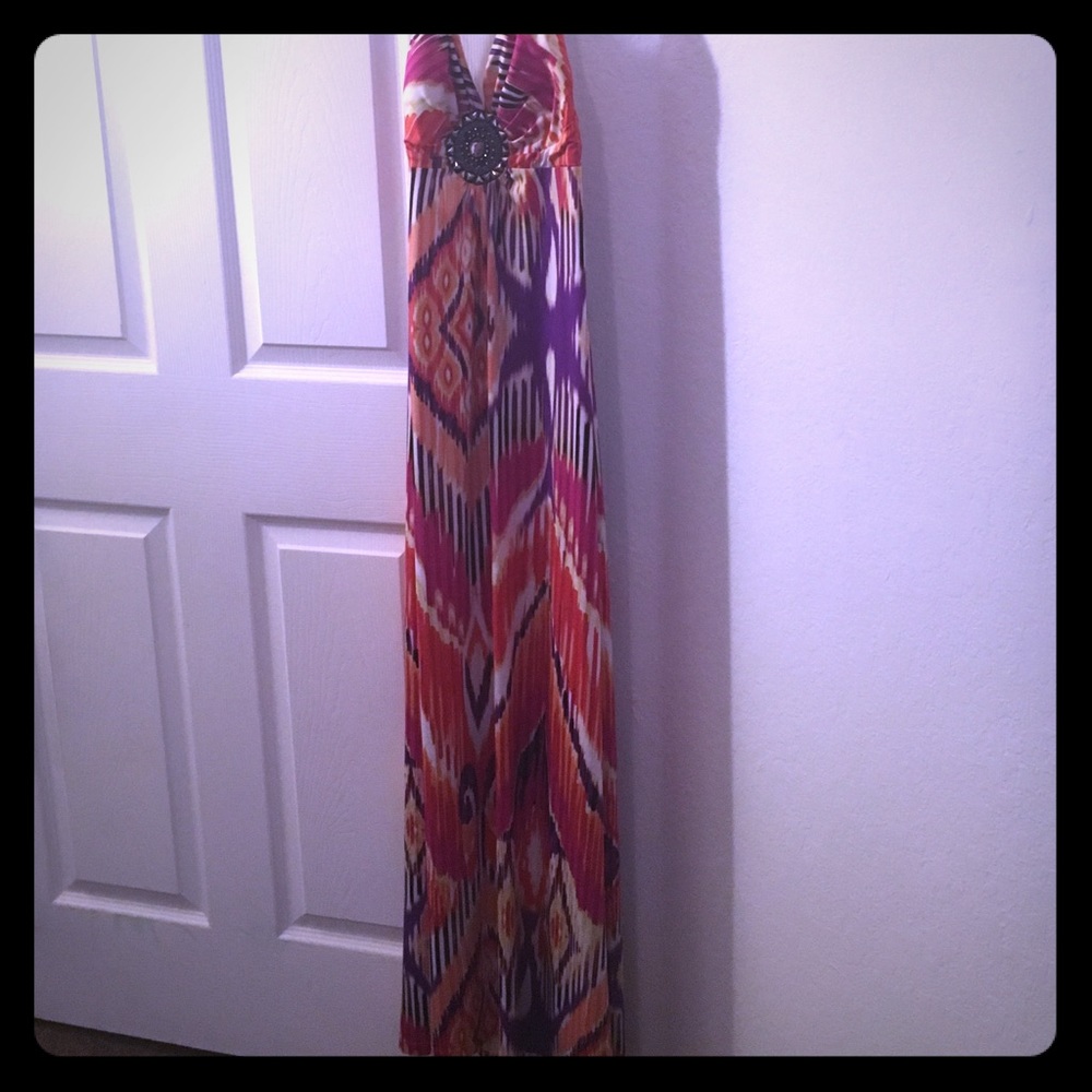 ❤️Gorgeous Maxi dress 💃🏽💕 PRICE DROP ❤️