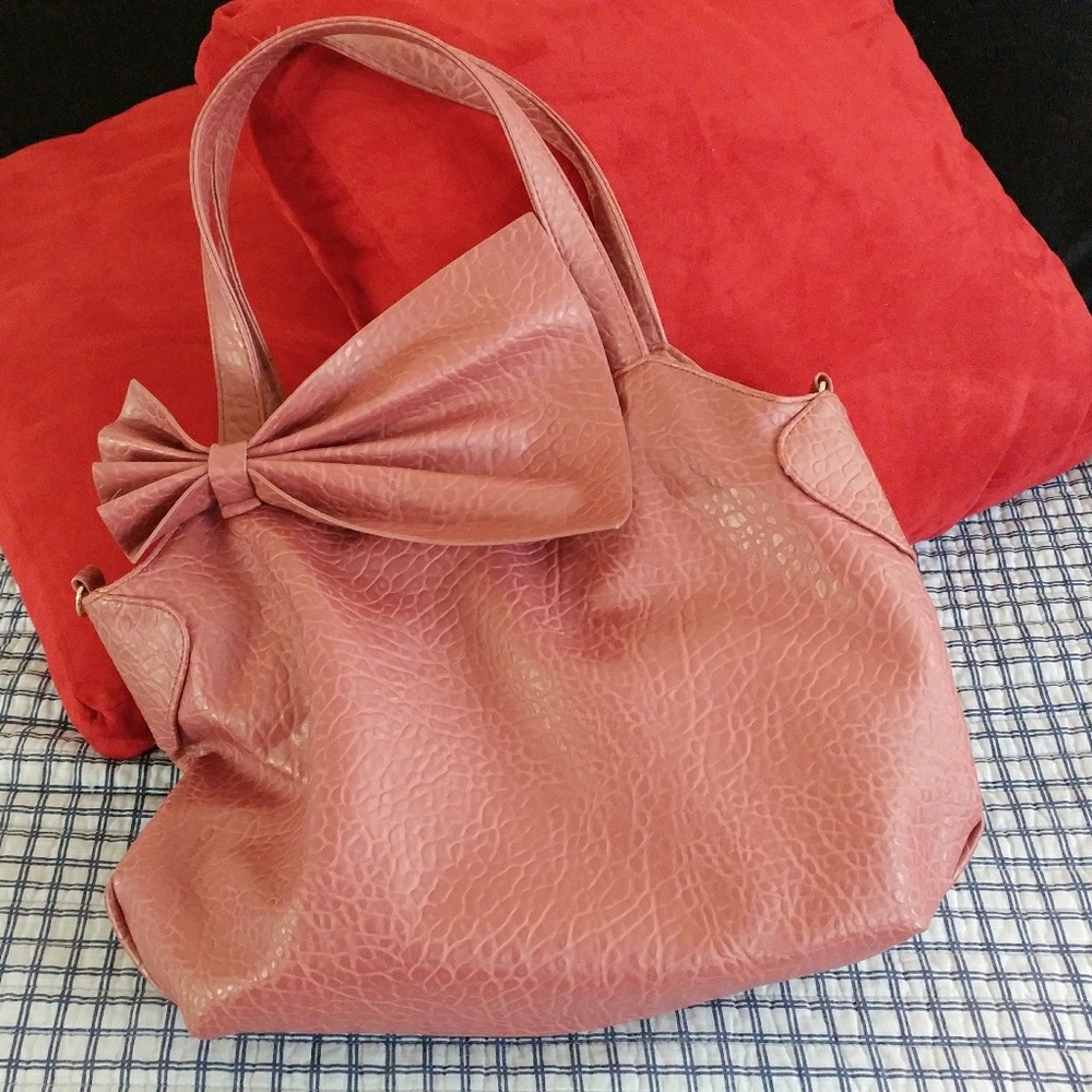 Handbag - Picture 2 of 3