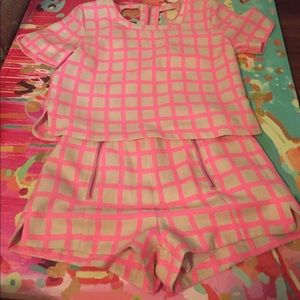 JOA pink and tan short with zipper