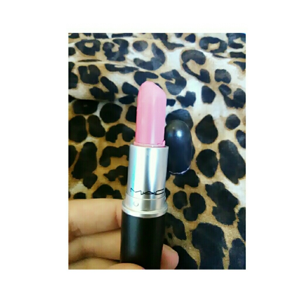 Mac lipstick