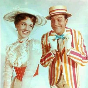 Meet your Posher, Leigh