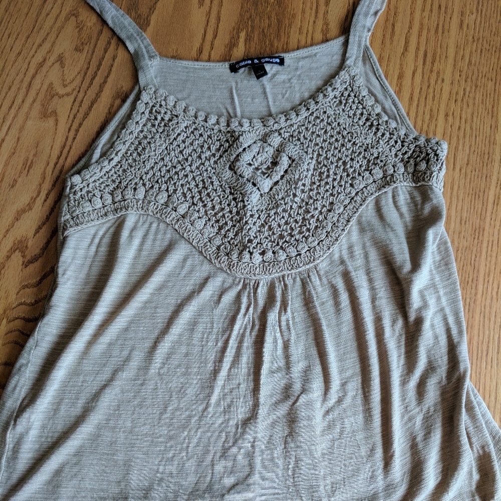 Cable & gauge tank top