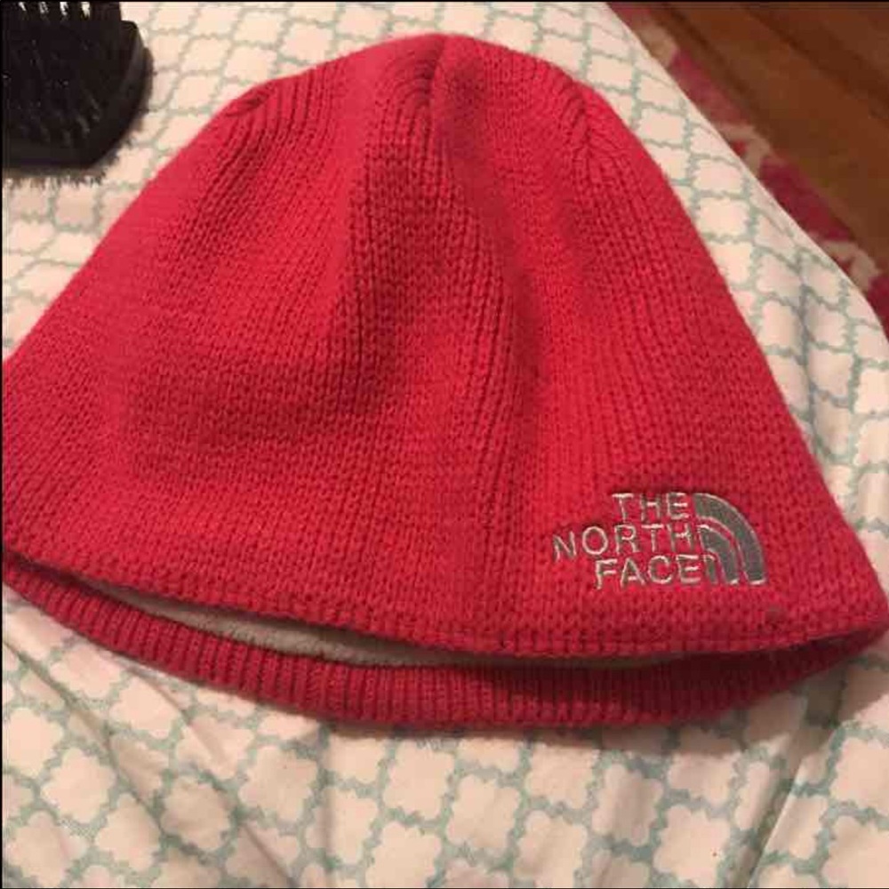 The north face hat pink only worn once!