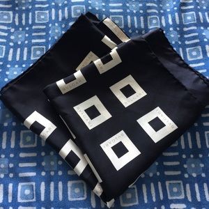 Authentic Bvlgari scarf 🌹