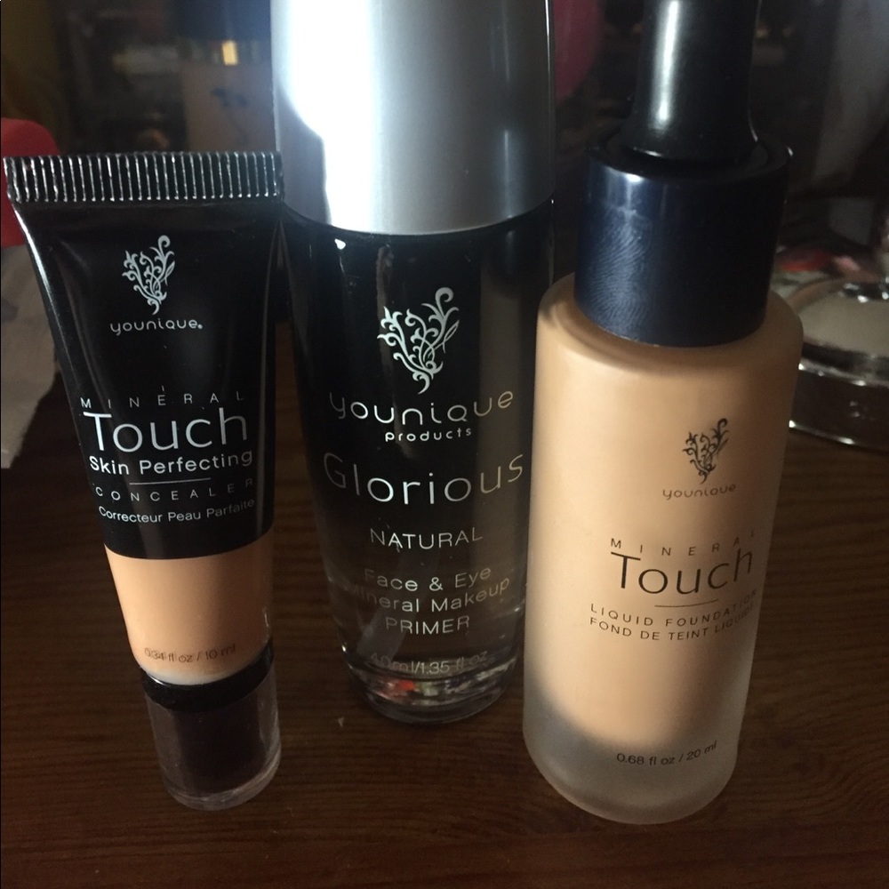 Younique makeup