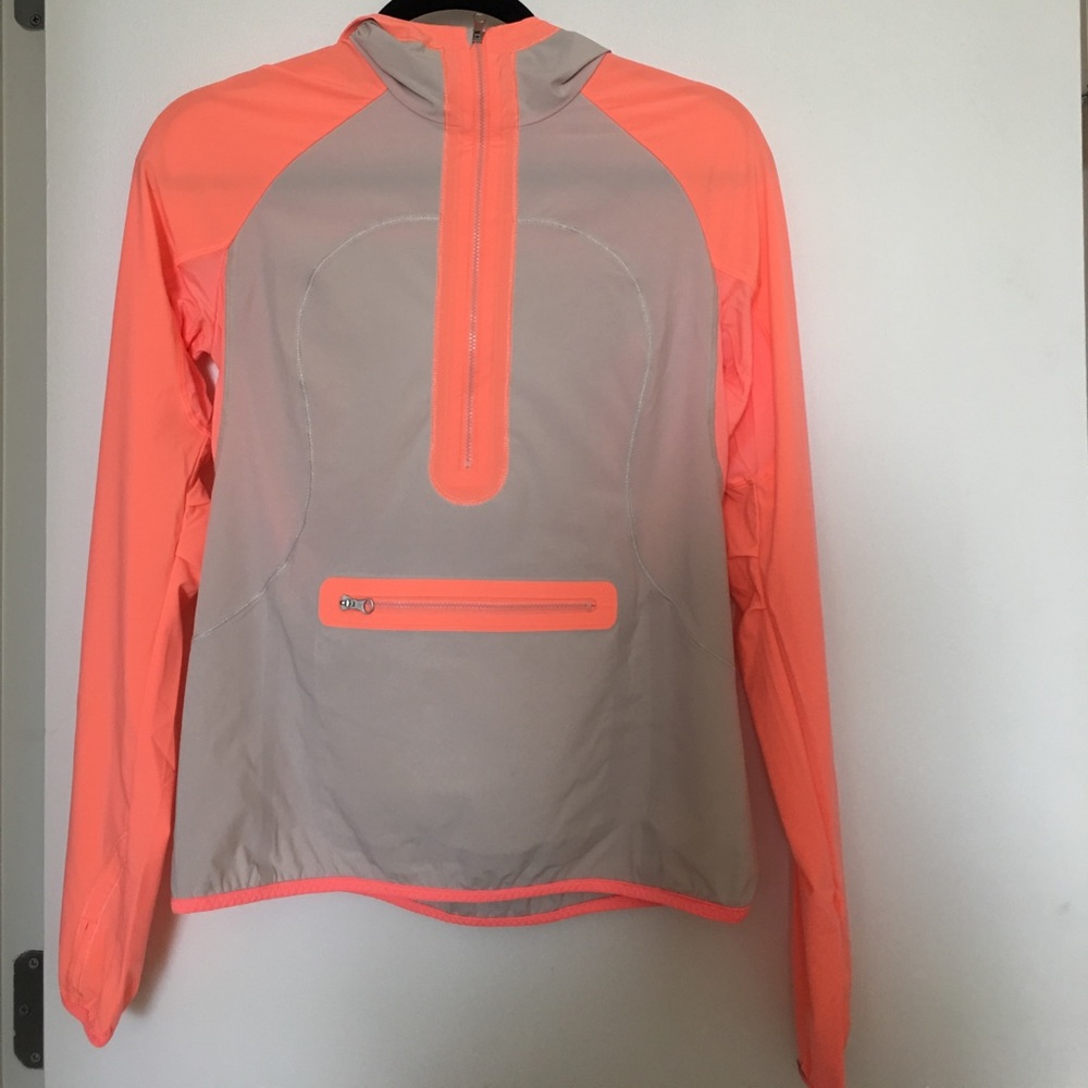 Lululemon waterproof zipper long sleeve with hood