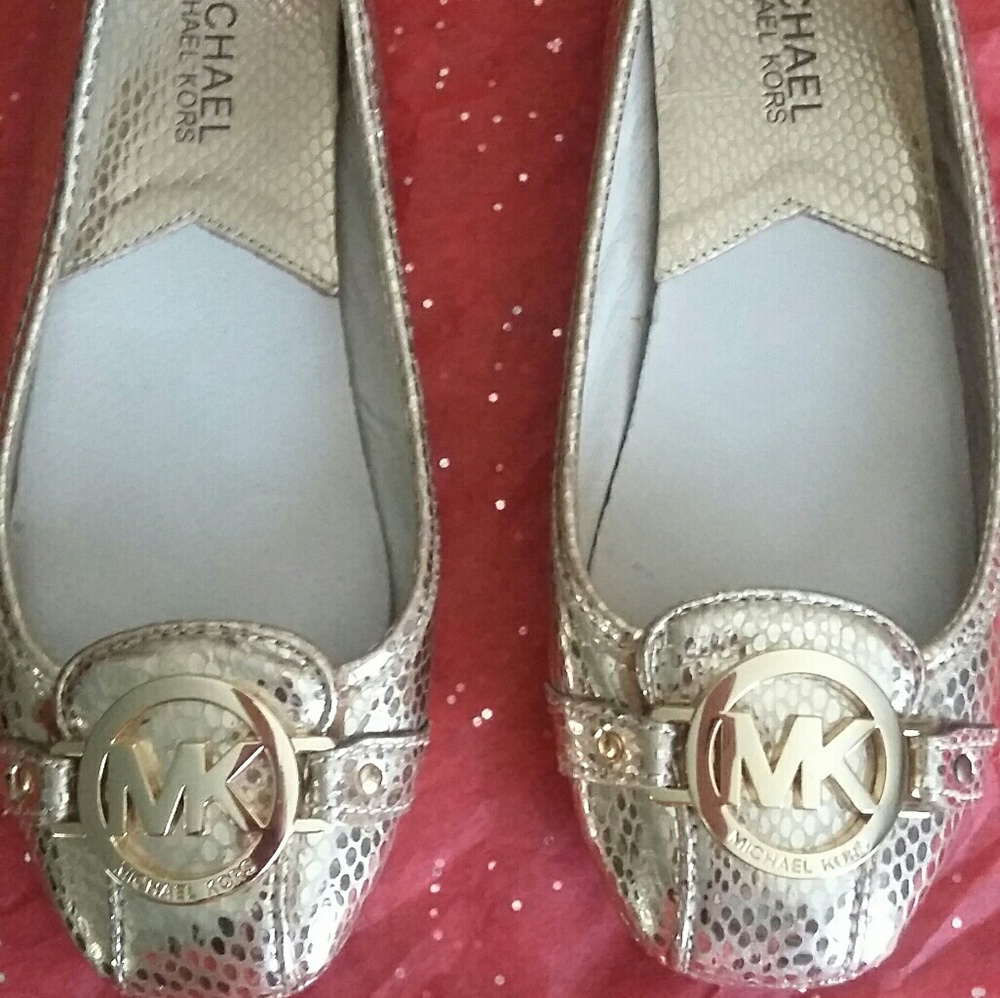 MICHAEL KORS Women's Golden Flats