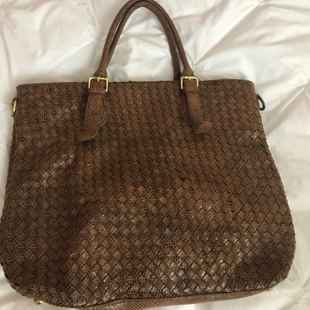 Tote bag