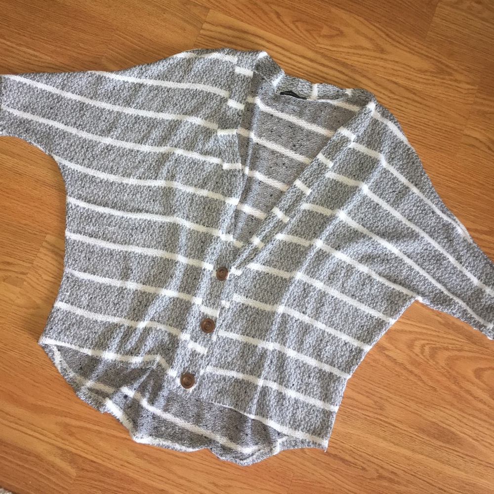 Boutique cardi