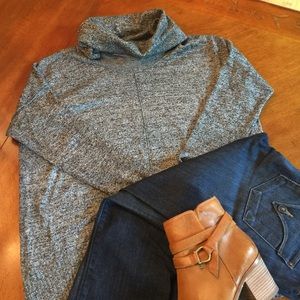 Gray turtle neck hi lo sweater