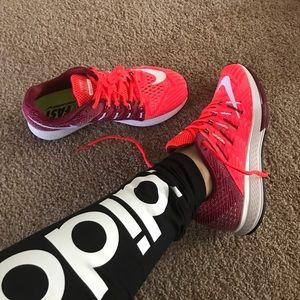 ❣️FLASH SALE❣️ TODAY ONLY 👟Nike Zoom Elite 8