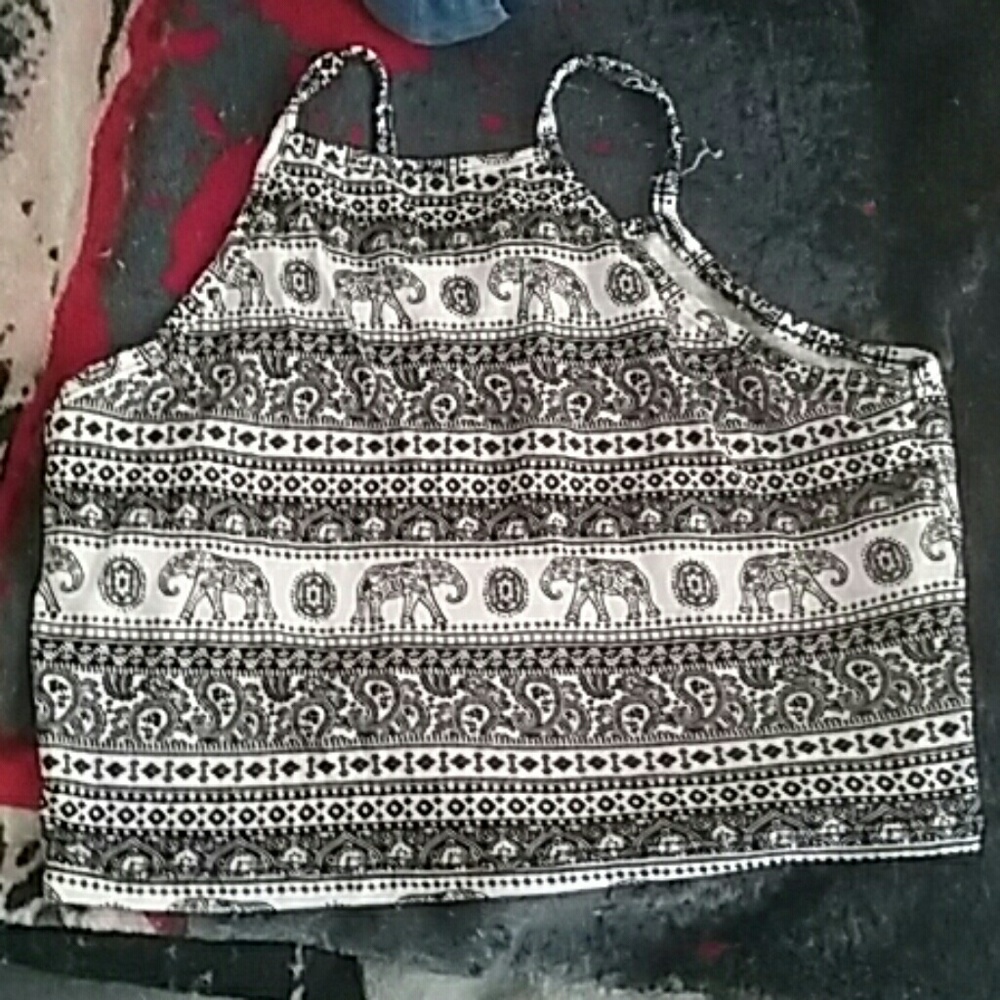 Crop top