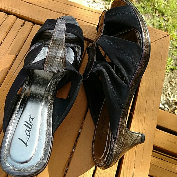 Shoes - Picture 5 of 5