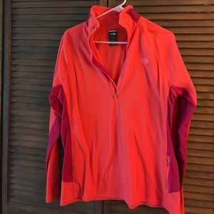 North face pull over