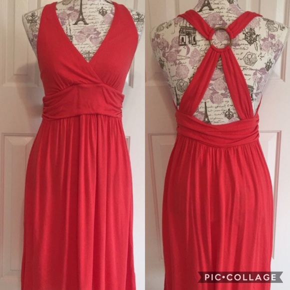 Banana Republic Dresses & Skirts - NWT! Banana Republic Halter dress