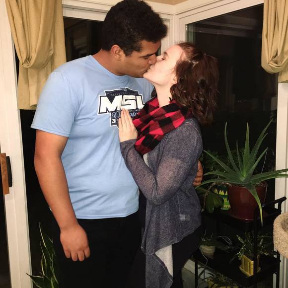 Meet your Posher, Rosa - Picture 2 of 4