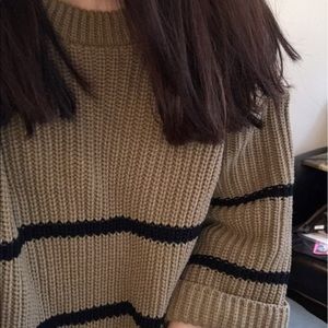 Chunky quarter sleeve striped sweater