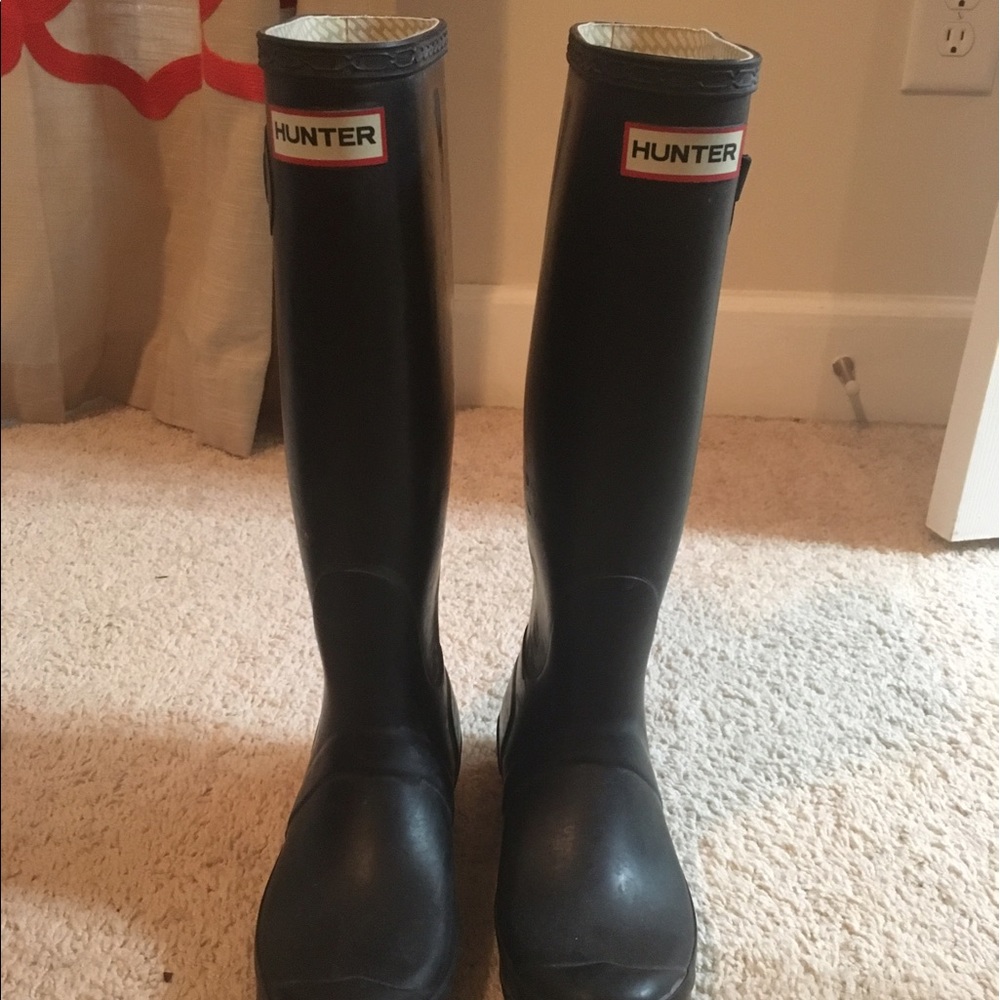 Black Hunter rain boots