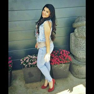 Meet your Posher, Cindy