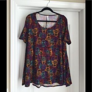 Owl print lularoe top
