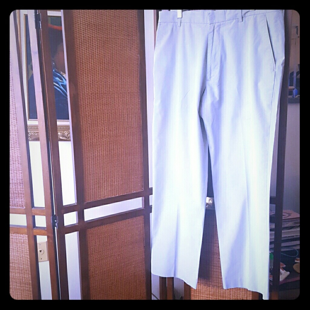 Banana Republic Dress Chino Cream Pants. Size 34-30