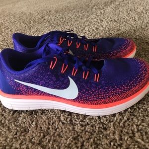 Nike long distance frees