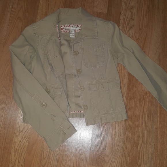 Abercrombie & Fitch Jackets & Blazers - Abercrombie and Fitch khaki button up