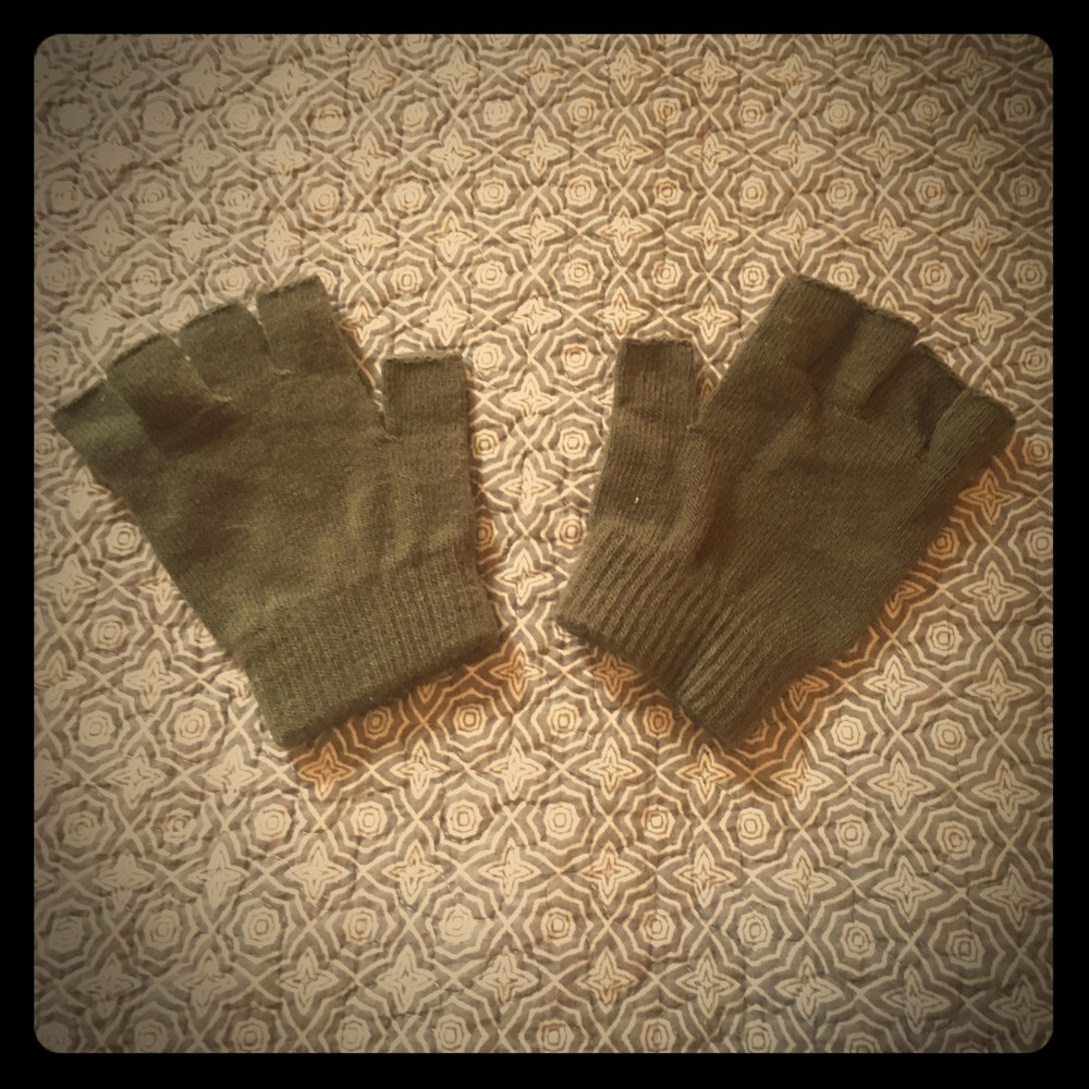 Xhilaration Fingerless Gloves