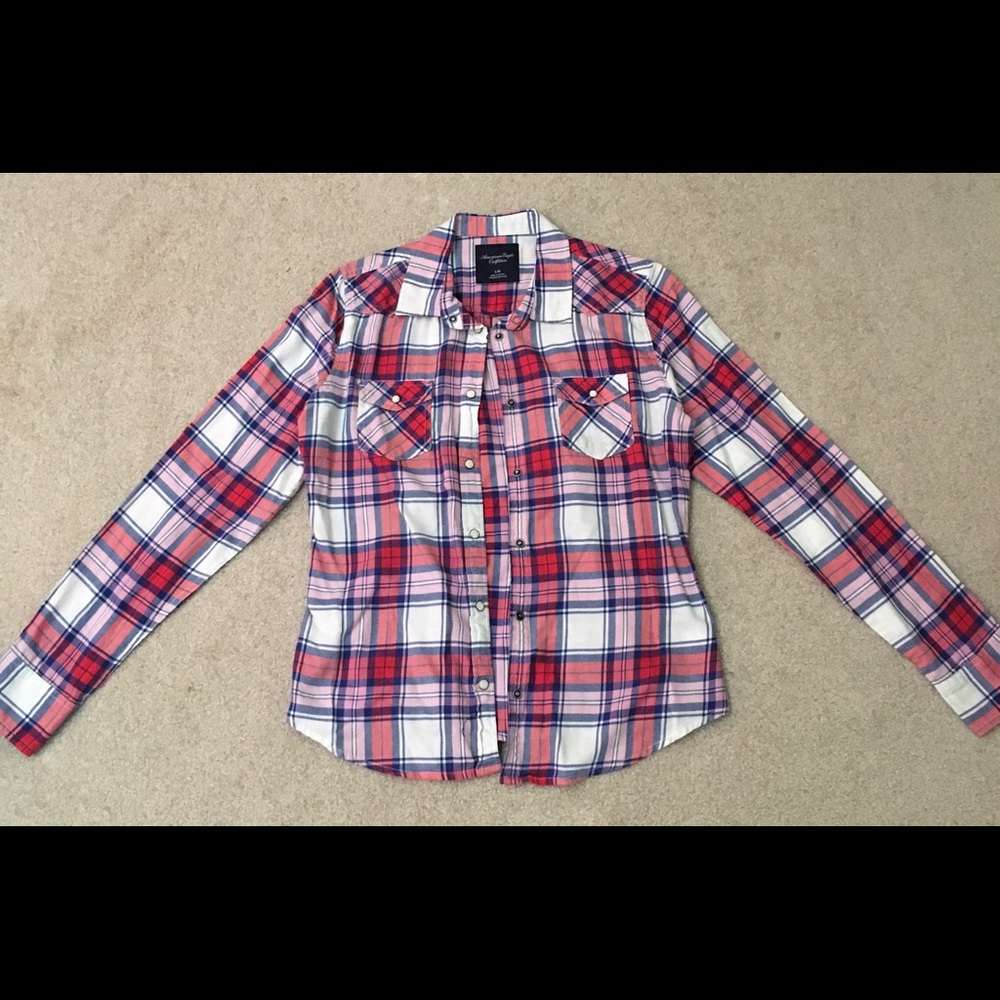 Long sleeve, button down, flannel