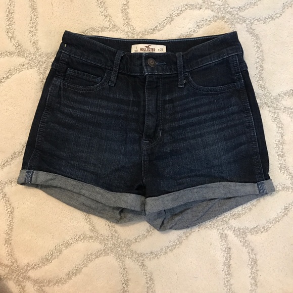 Hollister Pants - High waisted Hollister shorts