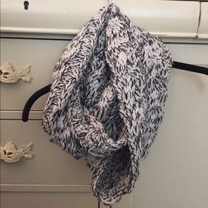 American Eagle Infinity Scarf
