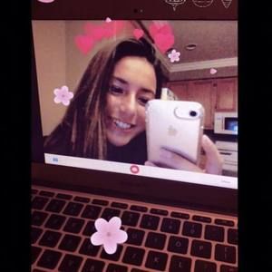 Meet your Posher, Abby