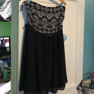 Forever 21 Plus Aztec strapless dress