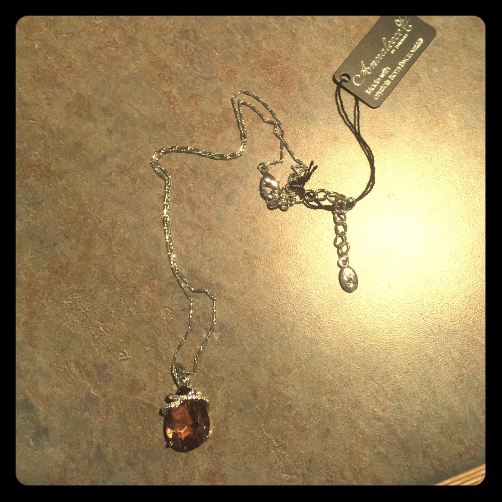 Light pink crystal necklace