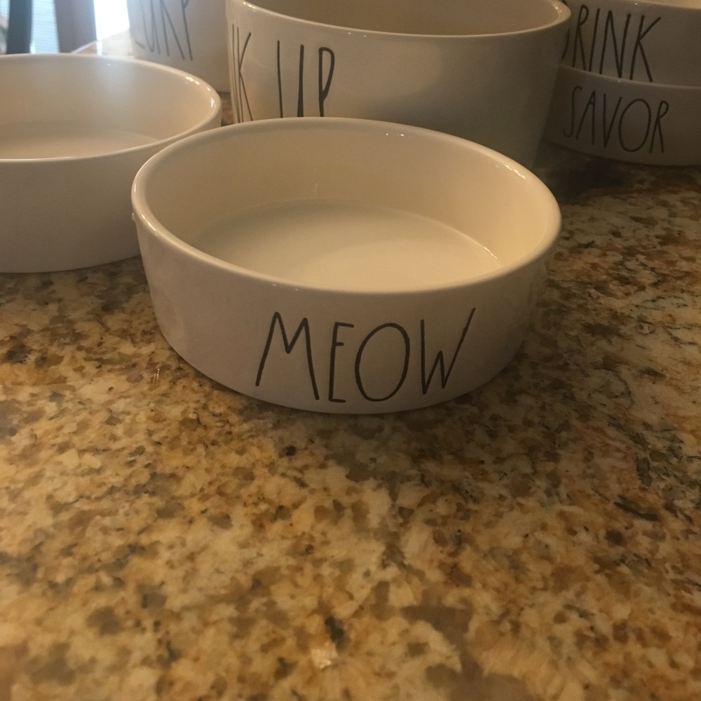 Rae Dunn " meow" small cat bowl