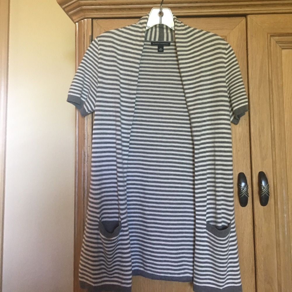 Short sleeve cardigan