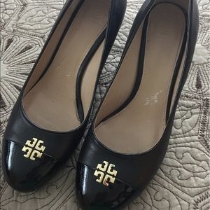 Tory burch wedge heels shoes
