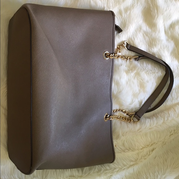 Michael Kors tote purse - Picture 3 of 4