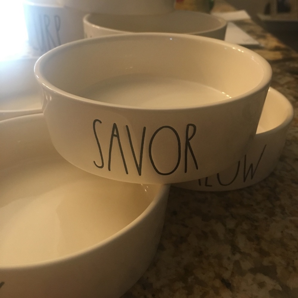 Rae Dunn " savor " small pet bowl.