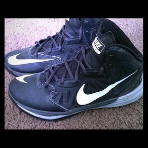 Nike PrimeHype Baksetball shoes